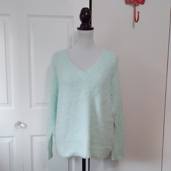 Anthropologie Maeve Plush V-neck Sweater - Picture 2 of 13